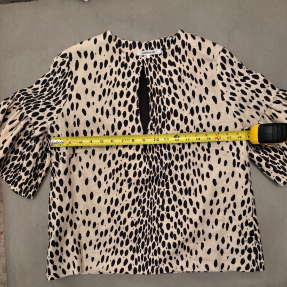 Stylish Black and White Women's Top - Picture 9 of 9